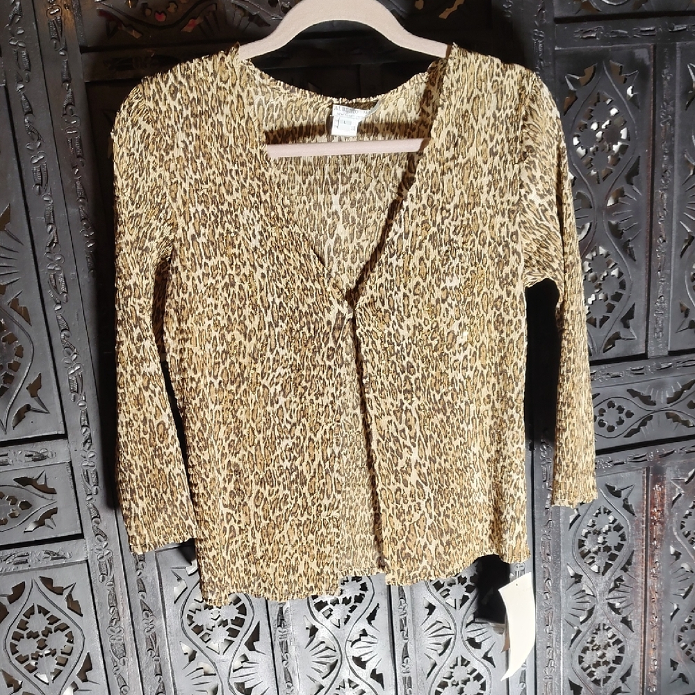 Alberto Makali Animal Print Sheer. Lightweight Cardigan STYLE Top. NQR